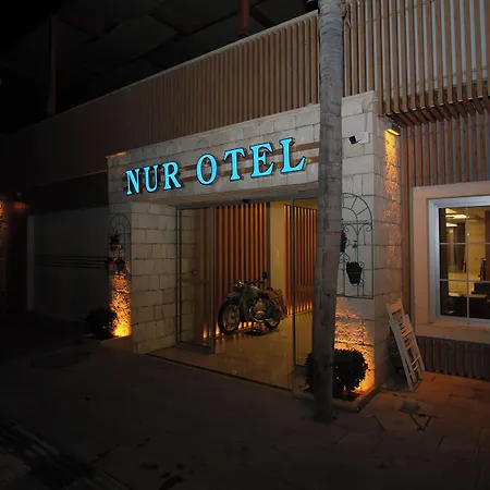 Nur 2*
