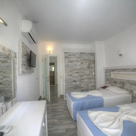 Nur Otel 2*
